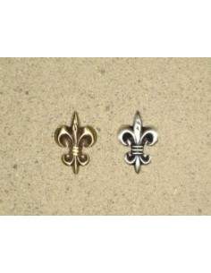 GARNITURE - CONCHO A RIVETER REF. L5831 FLEUR DE LYS 2