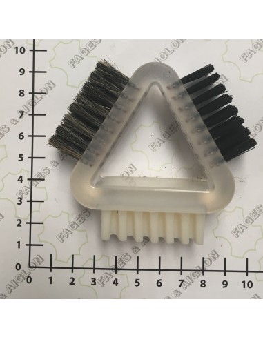 BROSSE TRIANGULAIRE MULTI