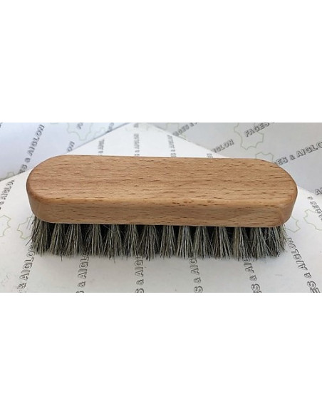 BROSSE A RELUIRE VERNIS